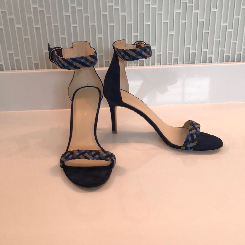 SOLD Marc Fisher heels